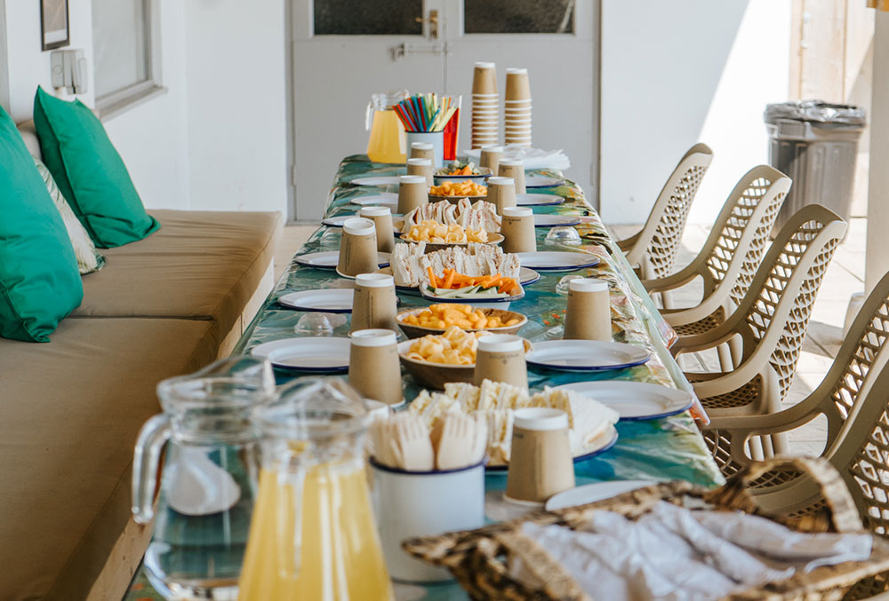 macdonalds-farm-party-table